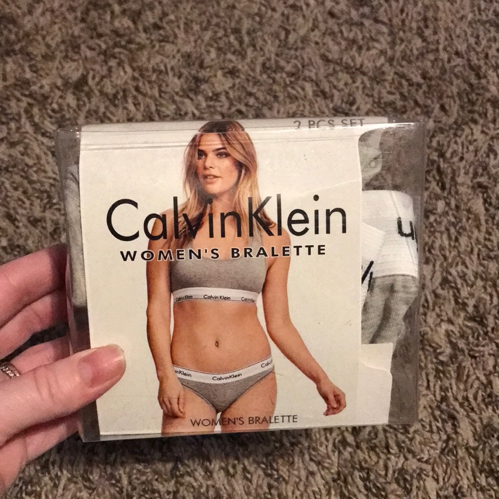 Calvin Klein women’s bra and panties set